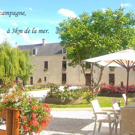 Hotel Le Manoir De Mathan Crepon A La Campagne 5 Mn D'Arromanches Et 10 Mn De Bayeux Экстерьер фото