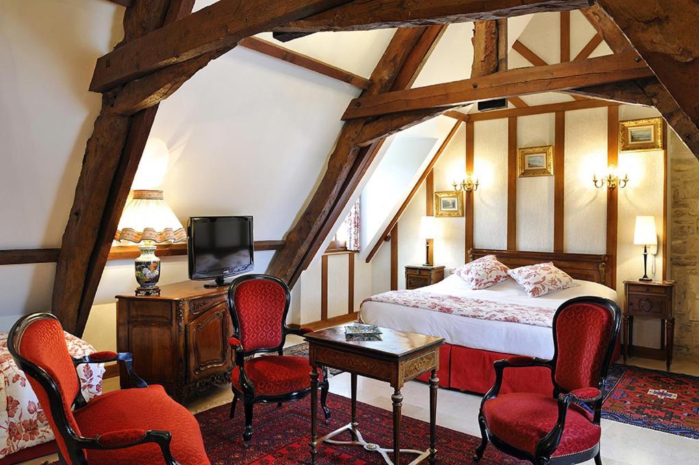 Hotel Le Manoir De Mathan Crepon A La Campagne 5 Mn D'Arromanches Et 10 Mn De Bayeux Экстерьер фото