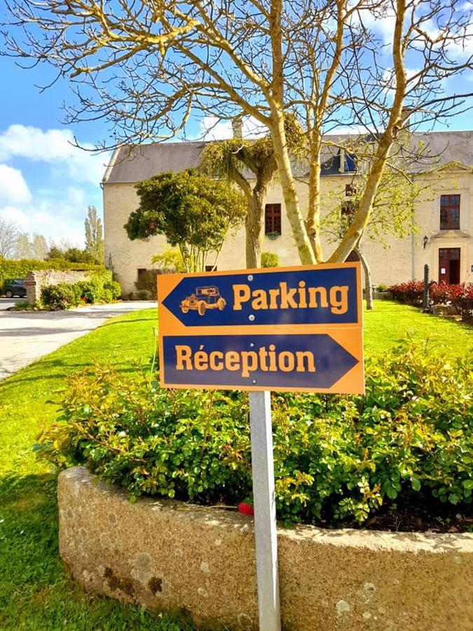 Hotel Le Manoir De Mathan Crepon A La Campagne 5 Mn D'Arromanches Et 10 Mn De Bayeux Экстерьер фото