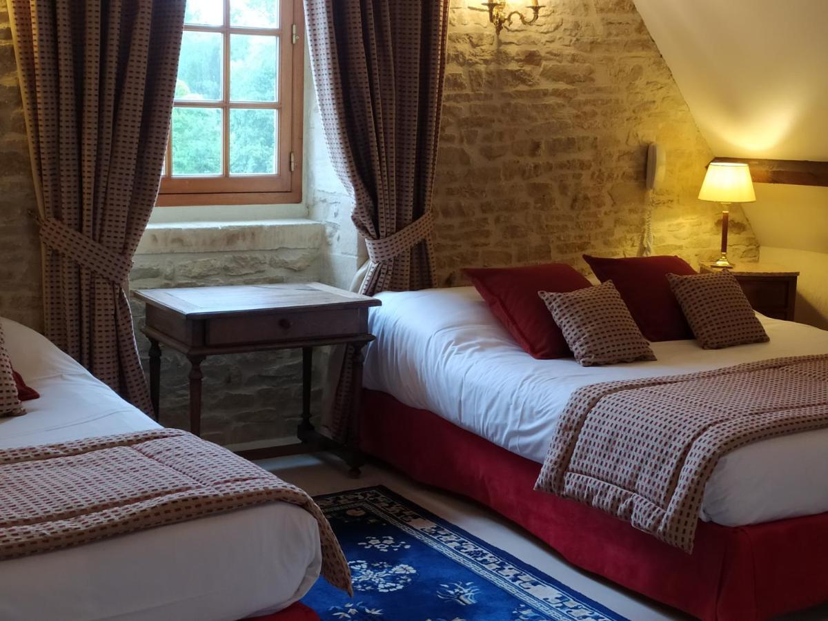Hotel Le Manoir De Mathan Crepon A La Campagne 5 Mn D'Arromanches Et 10 Mn De Bayeux Экстерьер фото