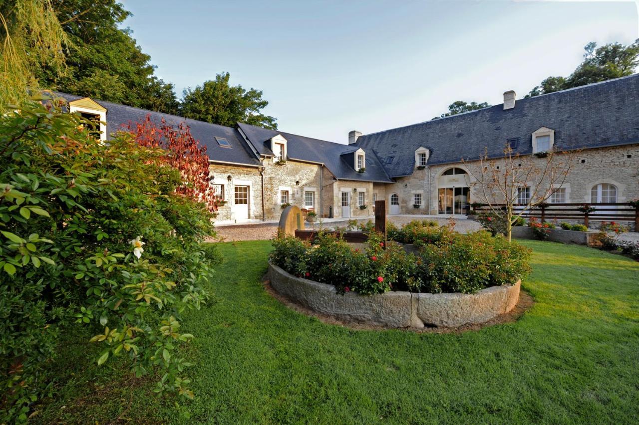 Hotel Le Manoir De Mathan Crepon A La Campagne 5 Mn D'Arromanches Et 10 Mn De Bayeux Экстерьер фото